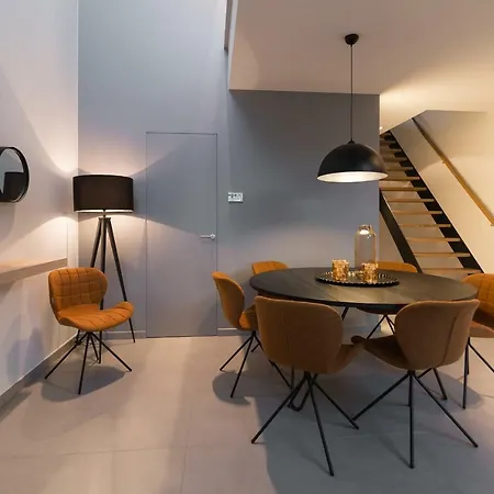 Sky & 2 - Free Parking - Free Bikes - Evcharging Holiday home Bruges